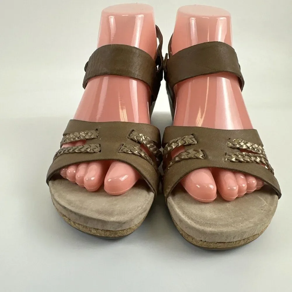 Ugg Serinda Sandal Wedge‎ Brown Tan Leather Ankle Strap Buckle 1014852 Womens 8